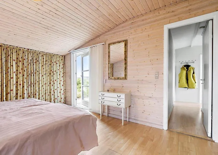 6642-hvide-sande-julianevej-112 Bjerregård